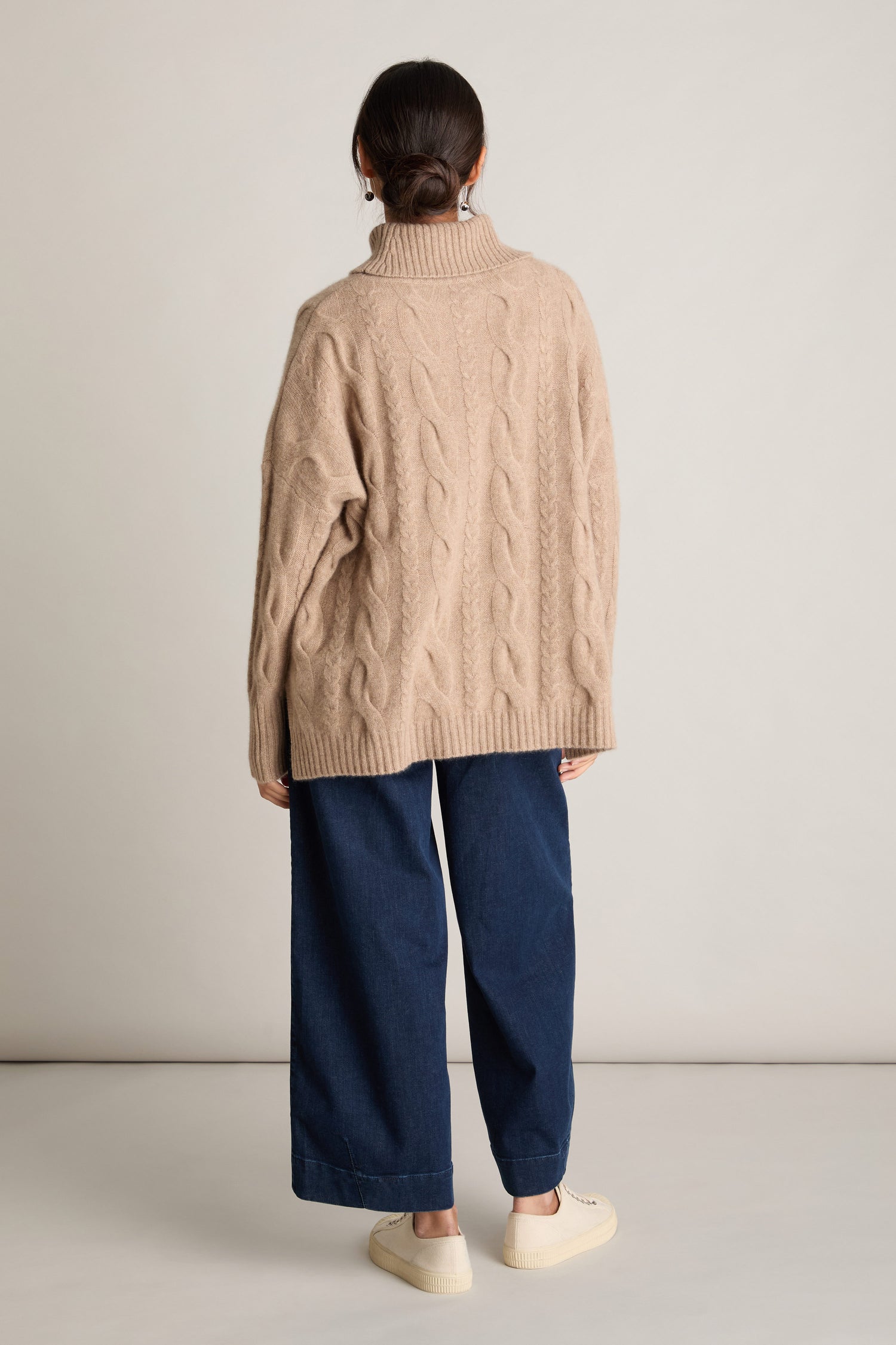 Loose Cable Cashmere Knit