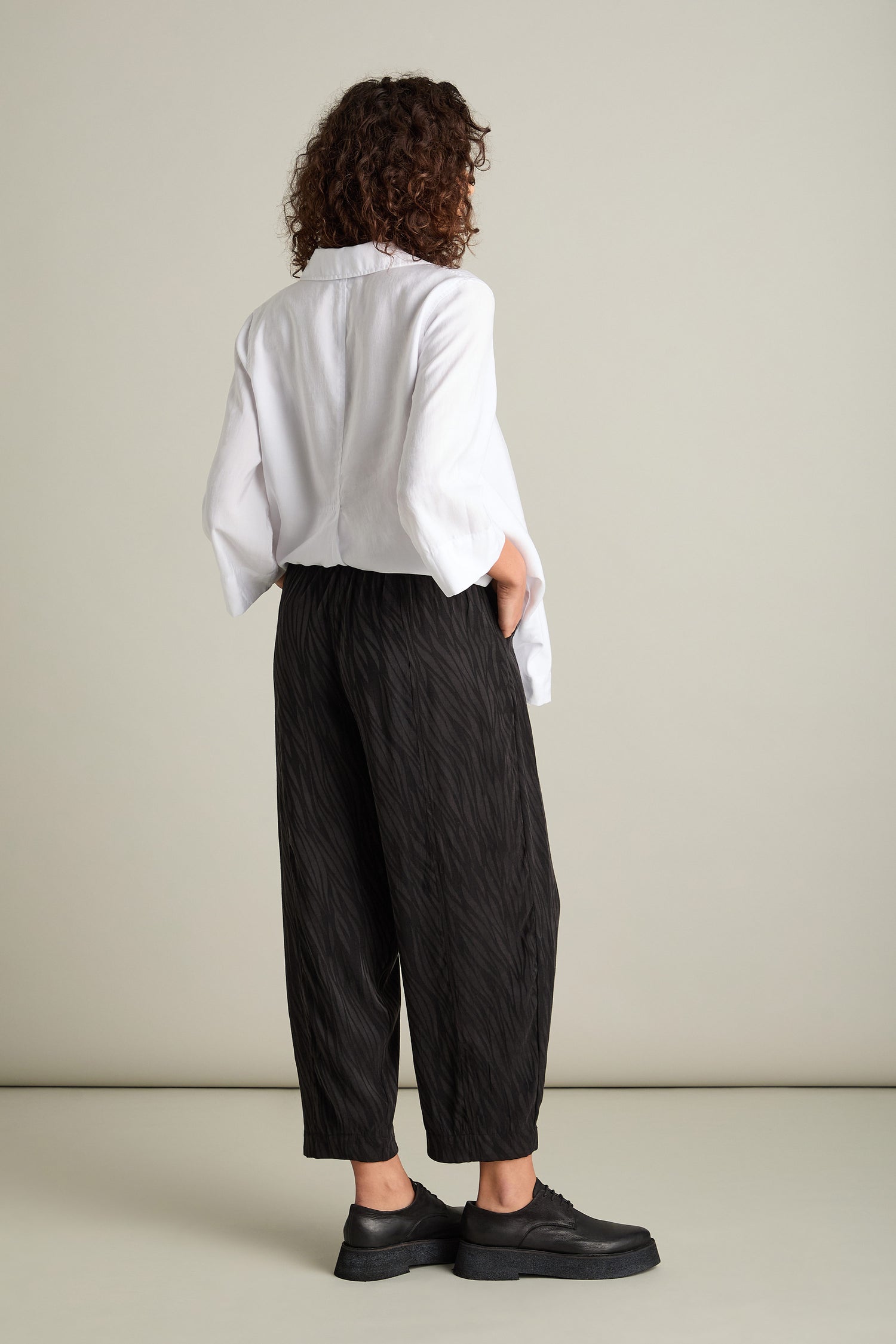 Abstract Lines Jacquard Bubble Trouser