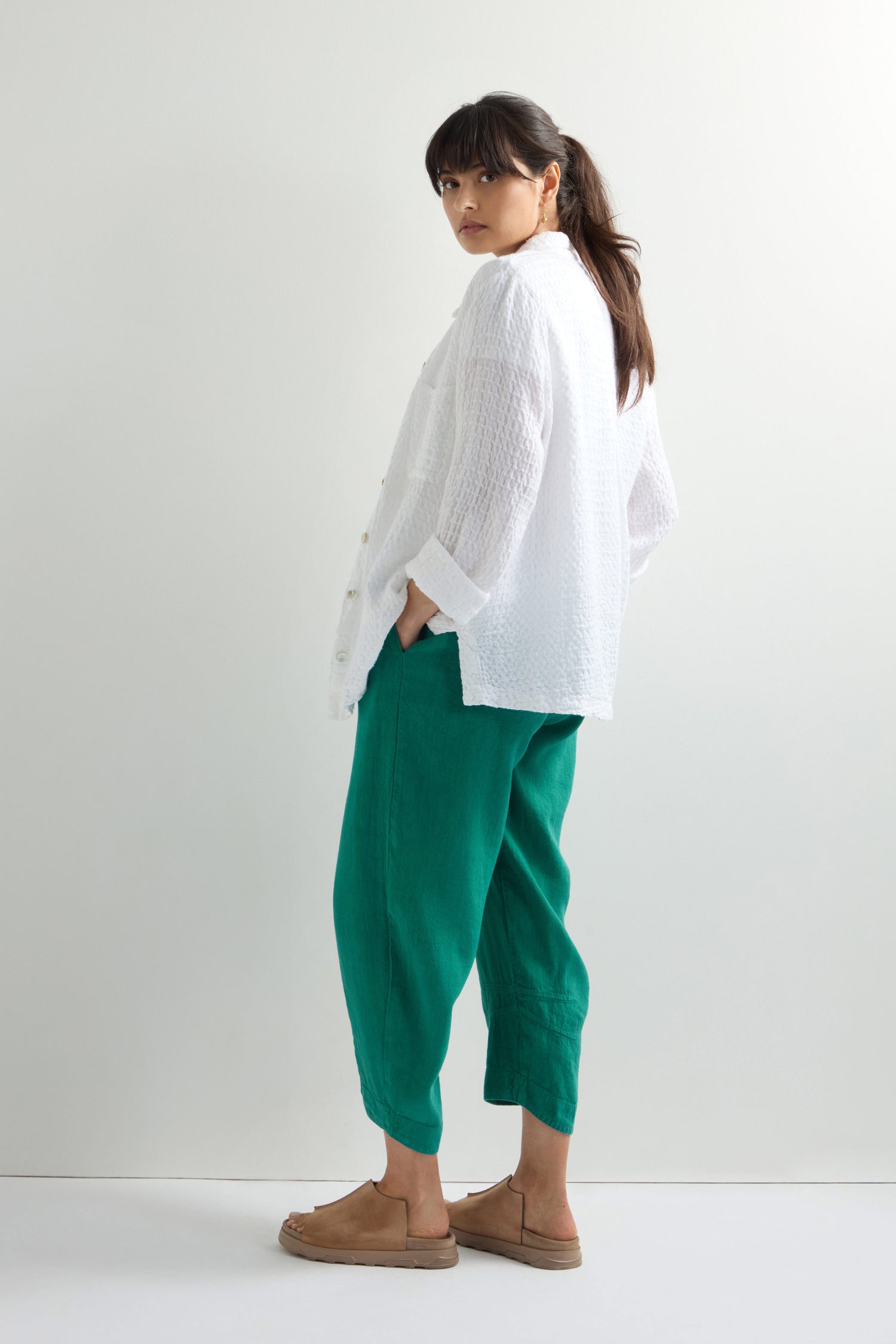 Twisted Linen Crop Bubble Trouser