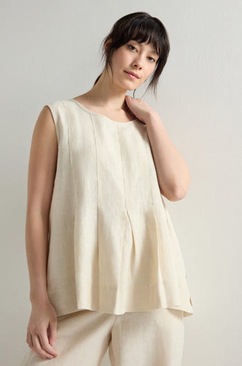 Linen Pleat Vest