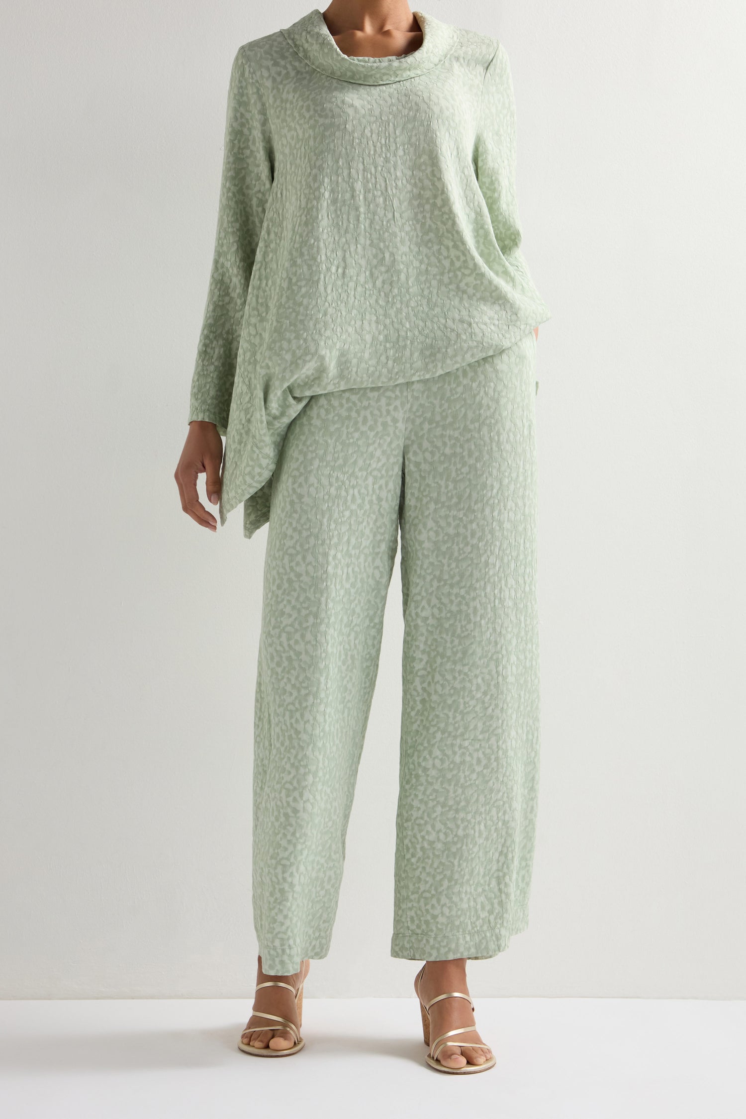 Abstract Textured Jacquard Trouser