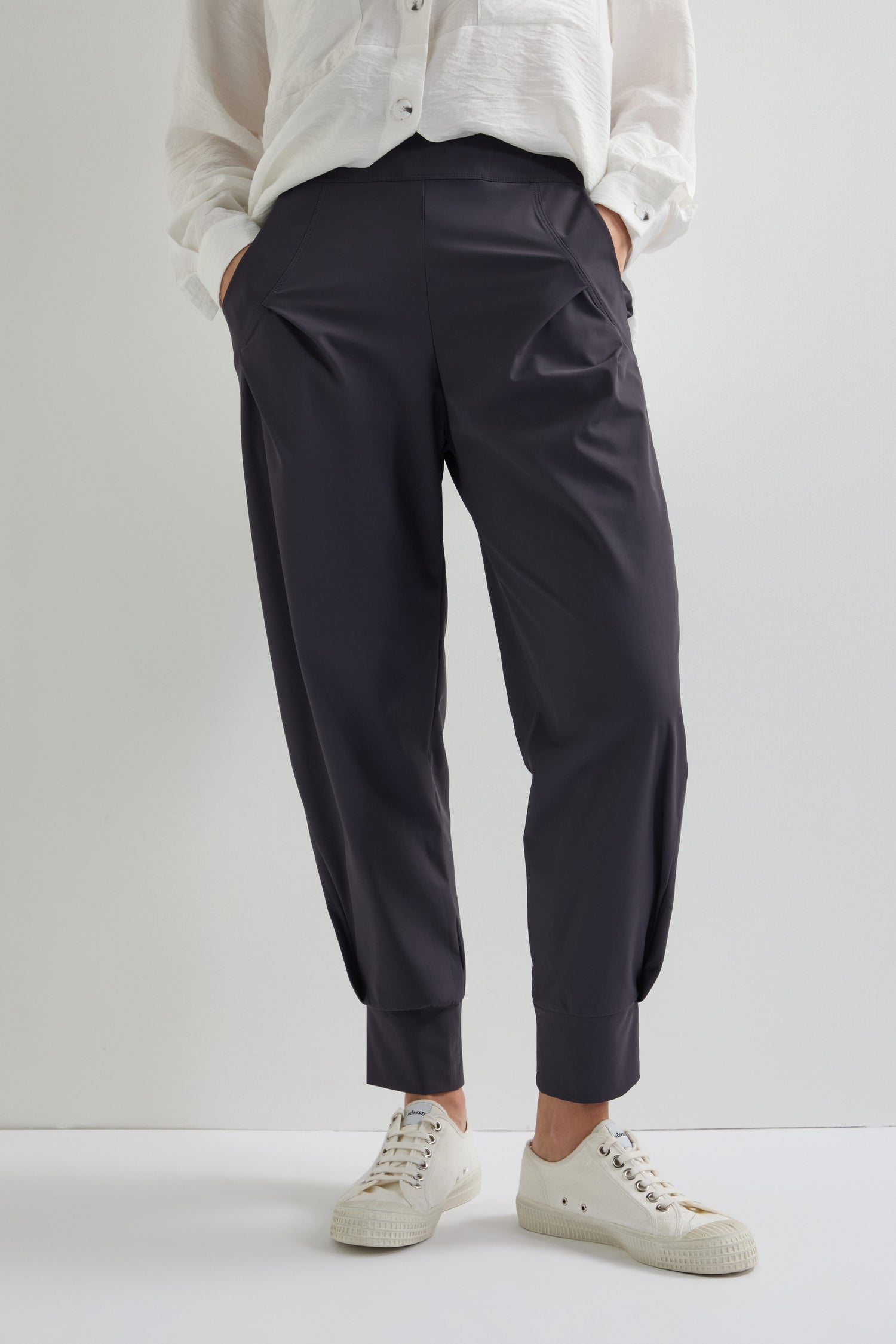 Anthracite Tapered Cuff Trouser