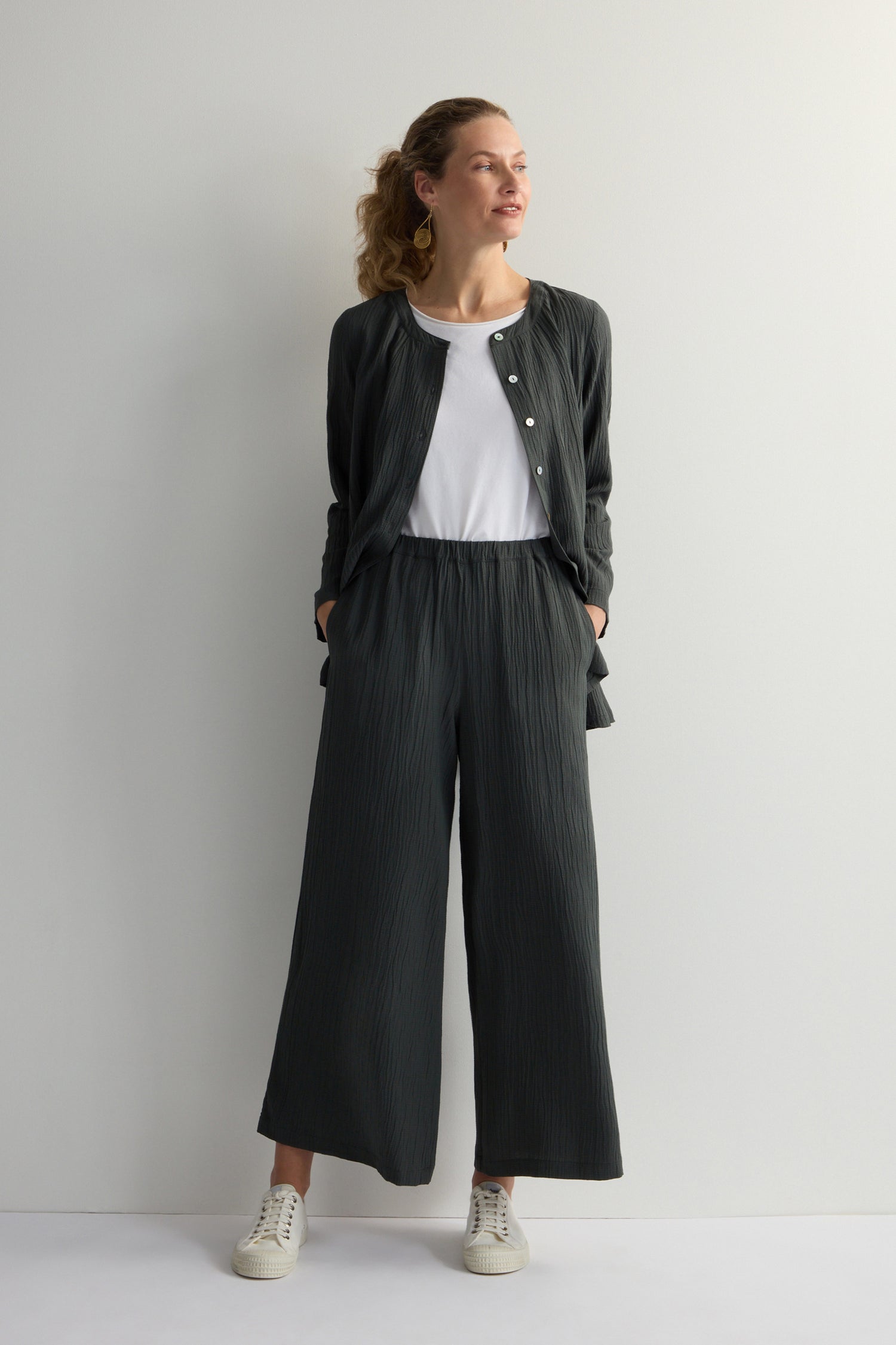 Crinkle Soft Viscose Wide Trouser