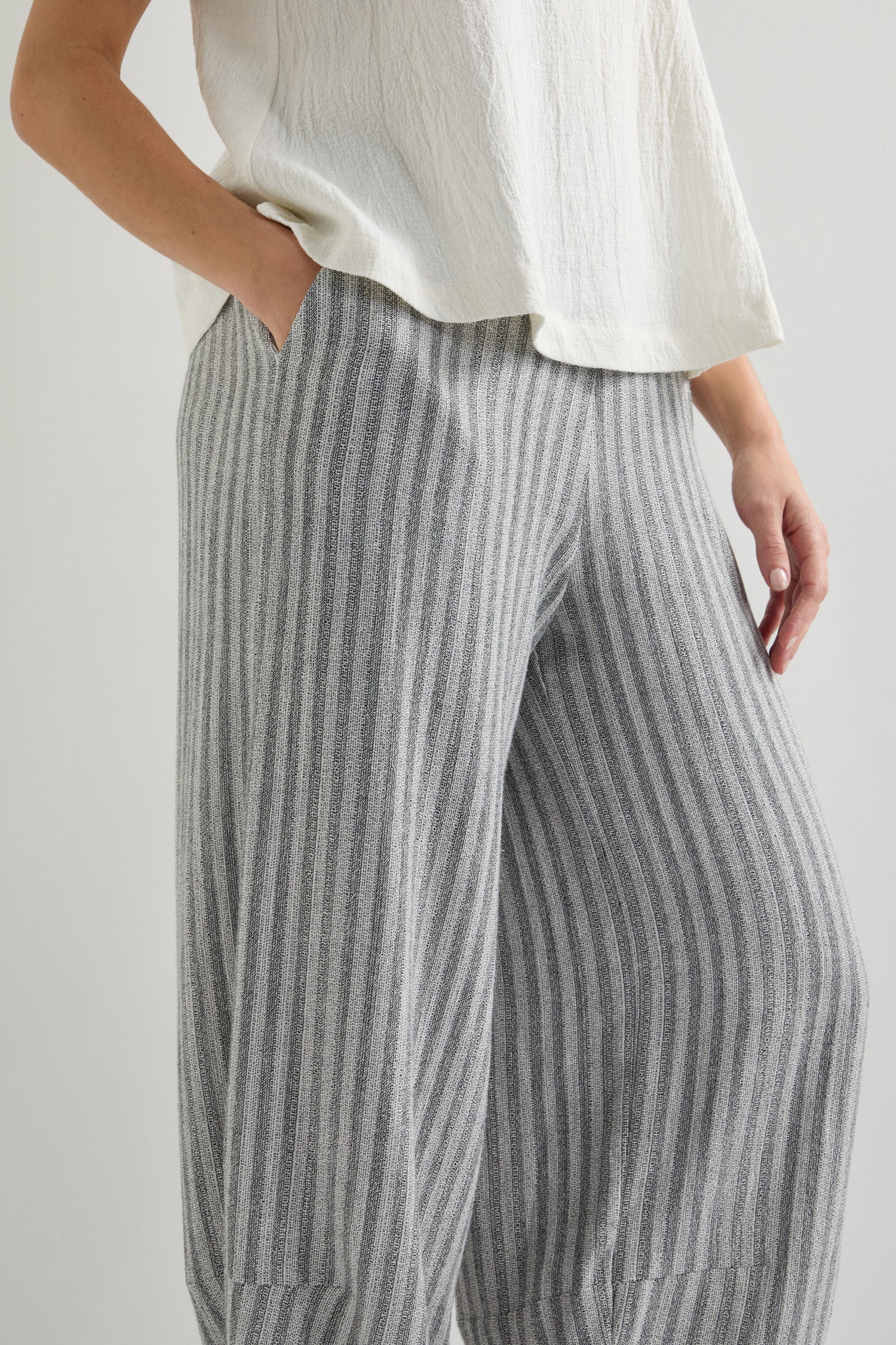 Textured Stripe Linen Viscose Trouser