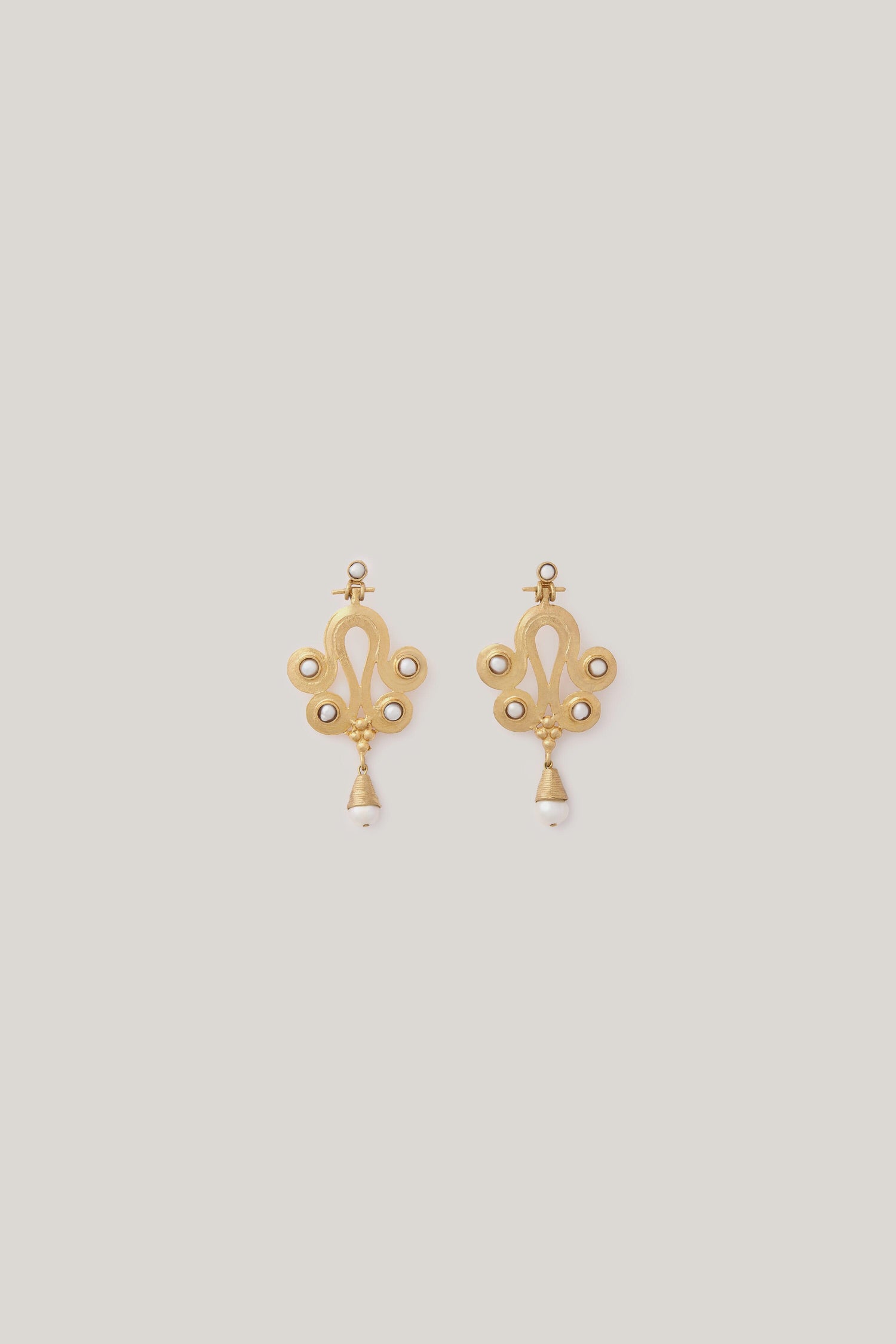 Handcrafted Ottoman Earrings with pearls from Istanbul.